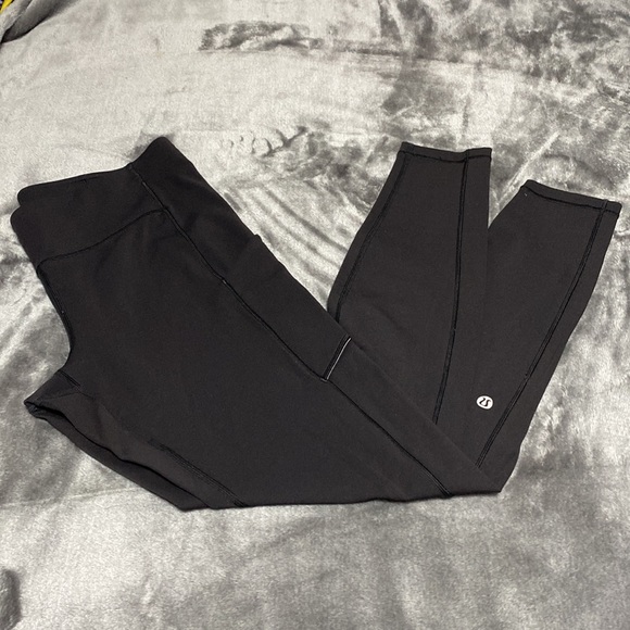 Lululemon Speed Up Legging 28” - Picture 3 of 7